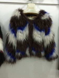 L001 knitted raccoon fur (2)