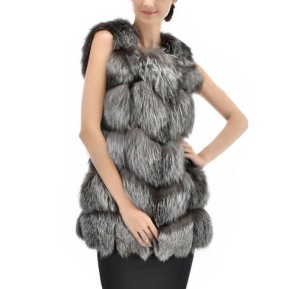 16May-008 fox fur vest  (2)