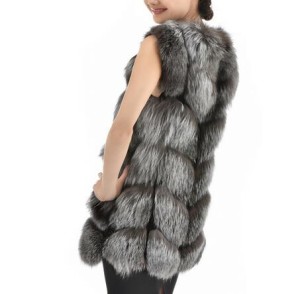 16May-008 fox fur vest  (3)