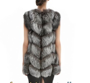 16May-008 fox fur vest  (4)