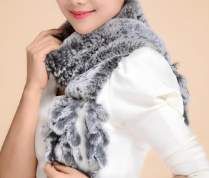 16May-052 rex rabbit fur scarf with tassels  (4)