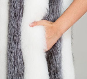 April-049 fox fur vest  (6)