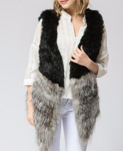 16-008June knitted rabbit fur vest with silver fox fur trim (7)