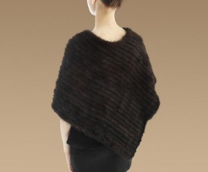 16-059June knitted mink fur poncho (9)