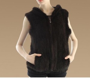 16-060June knitted mink fur vest with hood  (5)