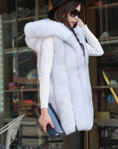 16-051uly-fox-fur-vest-with-hood-eileenhou-5