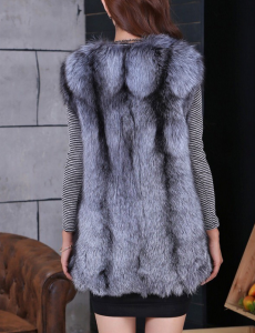16-052july-silver-fox-fur-vest-eileenhou-1