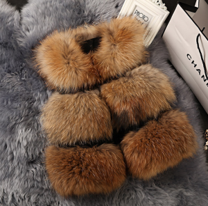 16-065july-raccoon-fur-vest-eileenhou-4