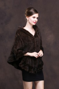 16-078-aug-knitted-mink-fur-shawl-with-hood-eileenhou-2