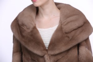 1610013-mink-fur-coat-eileenhou-31