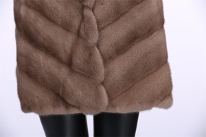 1610013-mink-fur-coat-eileenhou-34