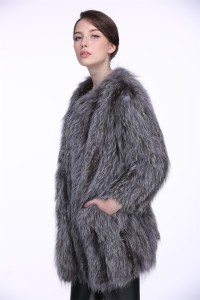 1610025-fox-fur-coat-eileenhou-15