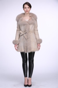 sheep-fur-one-fur-coat-1610019-eileenhou-18
