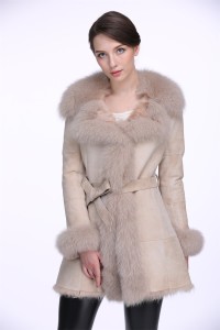 sheep-fur-one-fur-coat-1610019-eileenhou-22
