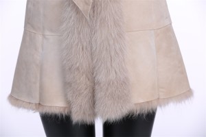 sheep-fur-one-fur-coat-1610019-eileenhou-37