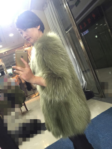 1703029 raccoon fur long coat ailin fur (39)