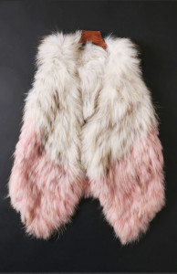 1703061 raccoon fur vest eileenhou ailin fur (13)