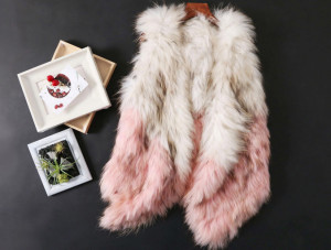 1703061 raccoon fur vest eileenhou ailin fur (5)