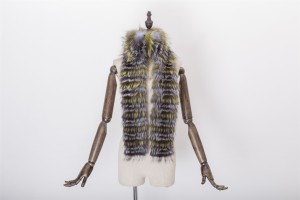 1704099 fox fur scarf eileenhou lvcomeff (6)