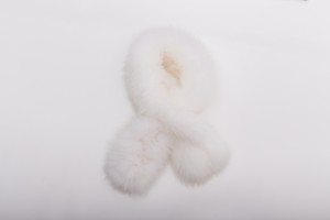 1704128 knitted fox fur scarf eileenhou lvcomeff (1)