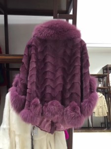 1704187 mink fur coat with fox fur collar eileenhou lvcomeff (1)