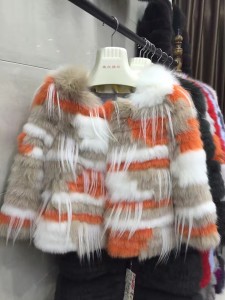 1704207 fox fur jacket with goat fur eileenhou lvcomeff (2)