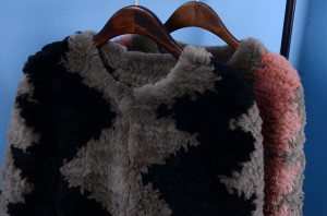 1705092 knitted rex rabbit fur poncho lvcomeff (8)