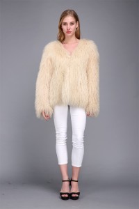 1706032 mongolia sheep fur coat beige eileenhou (2)