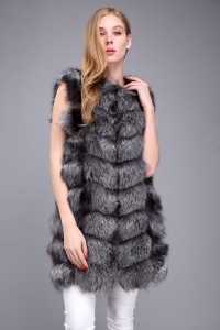 1706037 silver fox fur gilet lvcomeff (12)