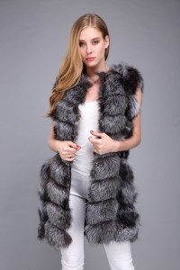 1706037 silver fox fur gilet lvcomeff (16)