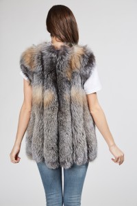 1708001 fox fur vest eileenhou lvcomeff (1)