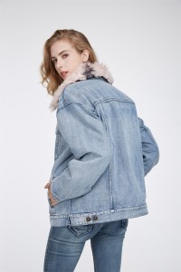 1708014 denim coat with lamb fur lining lvcomeff (1)