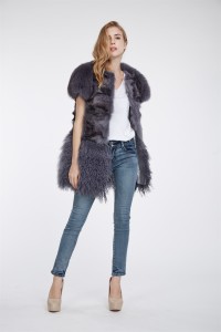 1708023 fox fur vest with tibet sheep fur bottom lvcomeff eileenhou (4)
