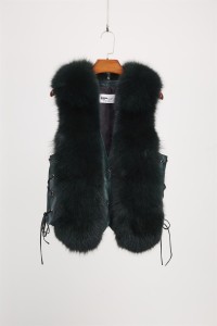 1708138 fox fur vest short eileenhou lvcomeff (2)