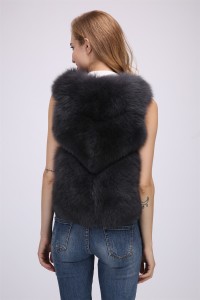 1708140 fox fur vest lvccomeff (50)