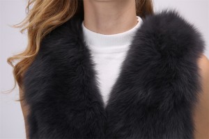 1708140 fox fur vest lvccomeff (52)