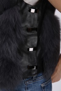 1708140 fox fur vest lvccomeff (54)