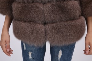 1708142 fox fur coat eileenhou (1)