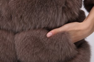 1708142 fox fur coat eileenhou (38)