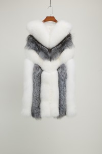 1708158 white silver fox fur vest lvcomeff (1)
