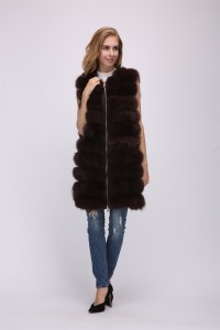 1708160 fox fur gilet lvcomeff (14)