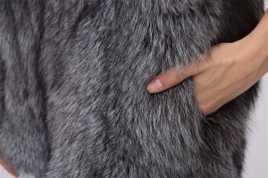 1708162 silver fox fur vest eileenhou (32)