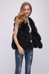 1708173 fox fur gilet eileenhou (11)