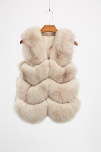 1708174 fox fur waistcoat short eileenhou (4)