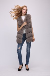 1708175 fox fur vest eileenhou blue (11)