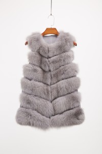 1708175 fox fur vest eileenhou blue (8)