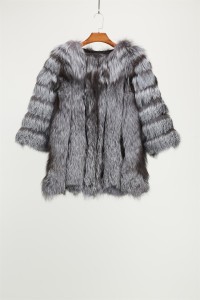 1709014 silver fox fur coat (2)