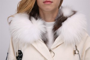 1709015 short down coat with raccoon fur trimming (15)