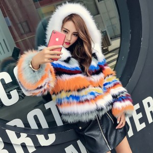 1709056 fox fur jacket with hood (1)