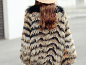 1709065 fox fur coat (2)